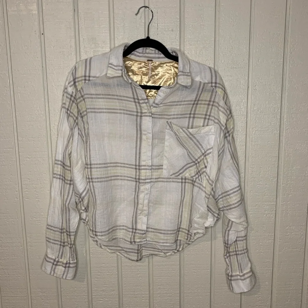 Free People cutie plaid button down top, size medium.